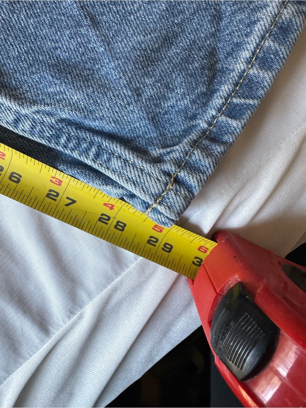 GAP Baggy Mid-Rise Women's Jeans - Picture 5 of 6